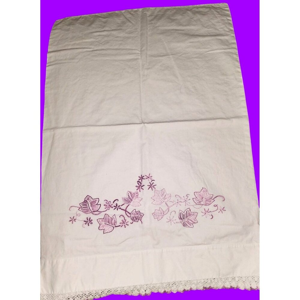 Gorgeous Vintage Single Standard Pillowcase White Purple Embroidery •Q6